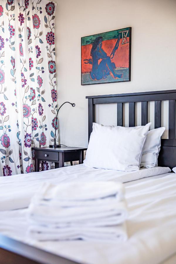 Saga Hotell Borlange Bagian luar foto